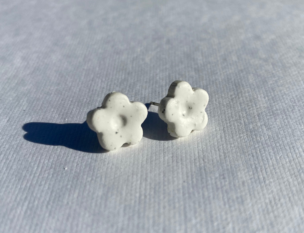 Clay Flower Stud Earings